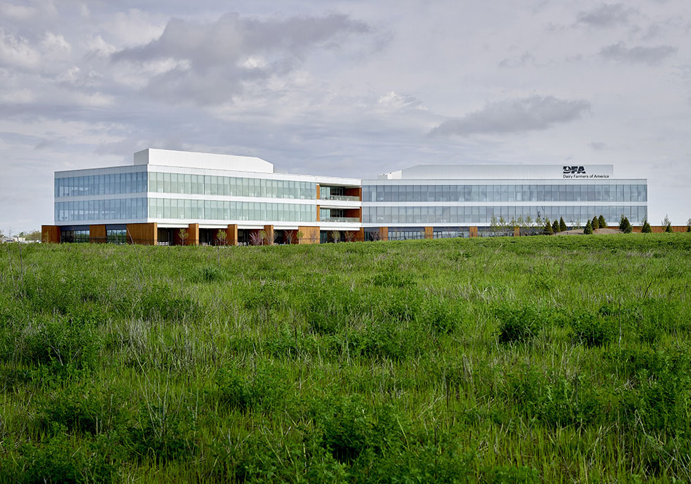 HOK_DFA_Exteriors_0074_UHR.jpg DFA headquarters in Kansas City, KS
